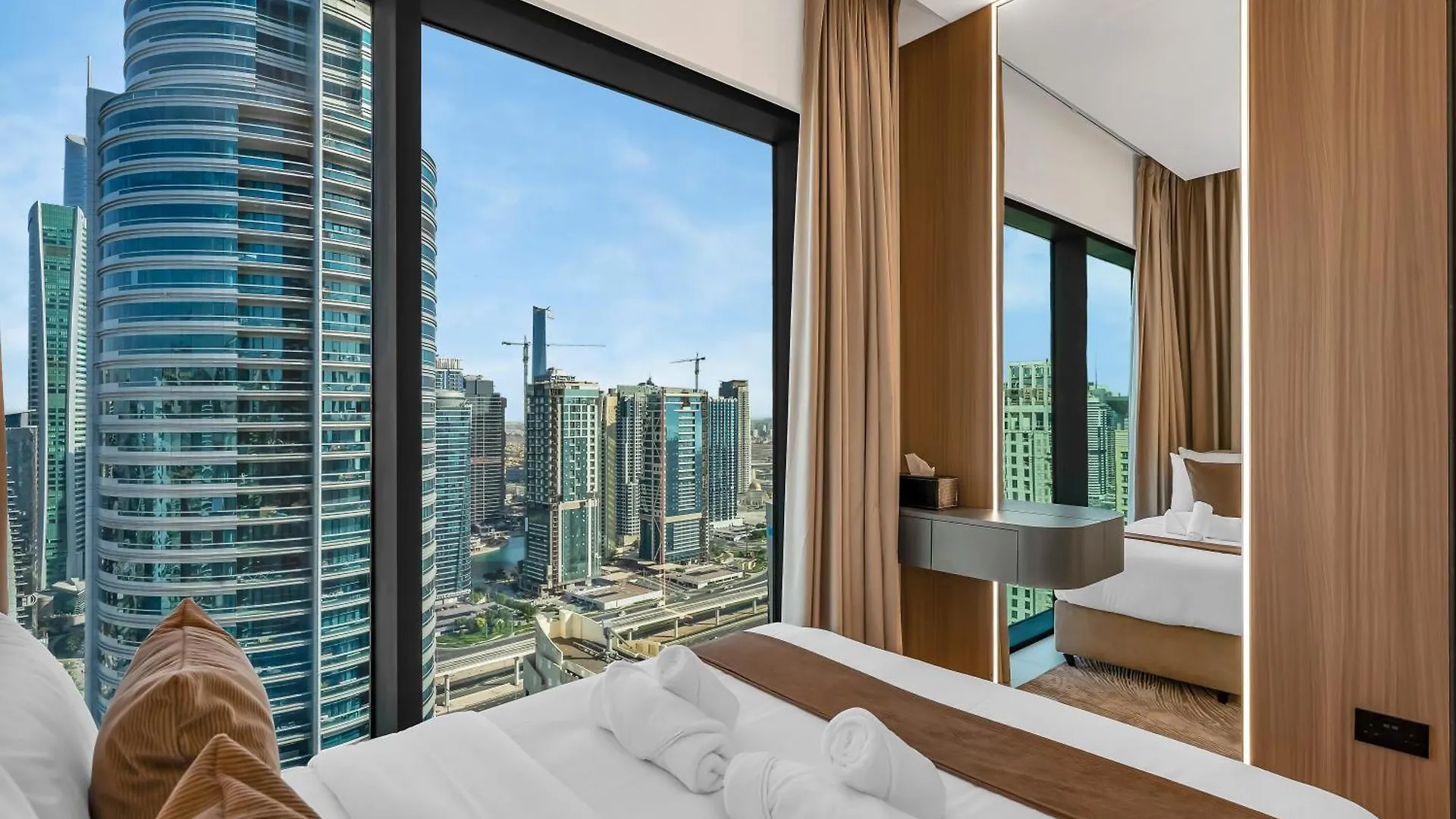 Vida Residence & Yacht Club -New 2 Bhk -Sea, Ain Dubai & Marina View Apartment